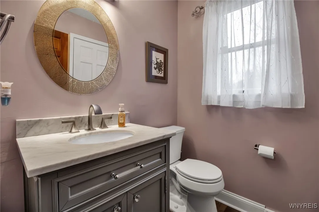 4675 Oakwood Lane, Clarence, New York 14031, Clarence, New York 14031, 4 Bedrooms Bedrooms, 11 Rooms Rooms,2 BathroomsBathrooms,Residential,Closed,4675 Oakwood Lane, Clarence, New York 14031,0,B1658000