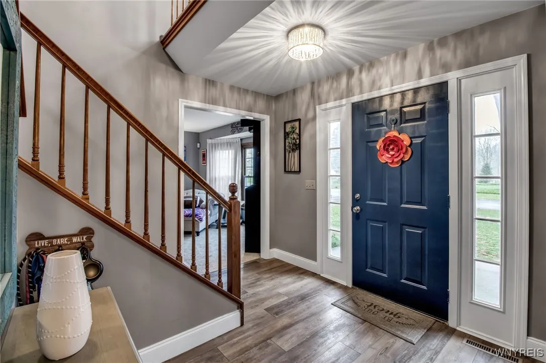 4675 Oakwood Lane, Clarence, New York 14031, Clarence, New York 14031, 4 Bedrooms Bedrooms, 11 Rooms Rooms,2 BathroomsBathrooms,Residential,Closed,4675 Oakwood Lane, Clarence, New York 14031,0,B1658000