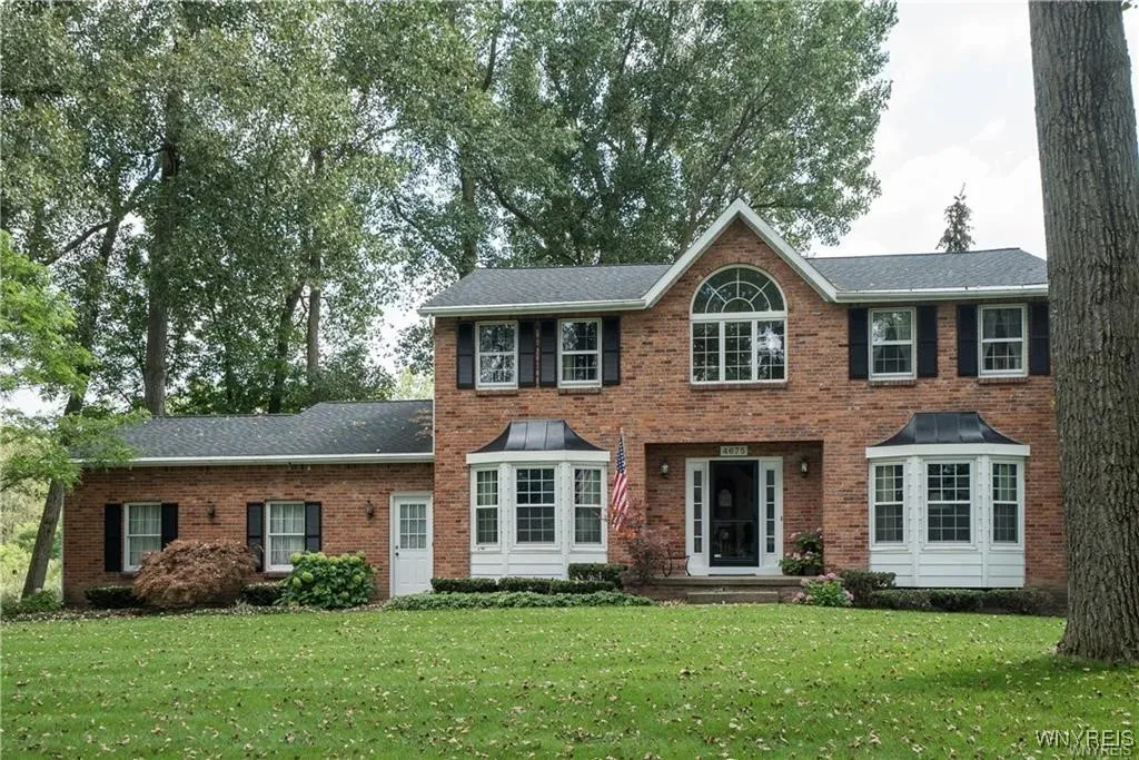 4675 Oakwood Lane, Clarence, New York 14031, Clarence, New York 14031, 4 Bedrooms Bedrooms, 11 Rooms Rooms,2 BathroomsBathrooms,Residential,Closed,4675 Oakwood Lane, Clarence, New York 14031,0,B1658000