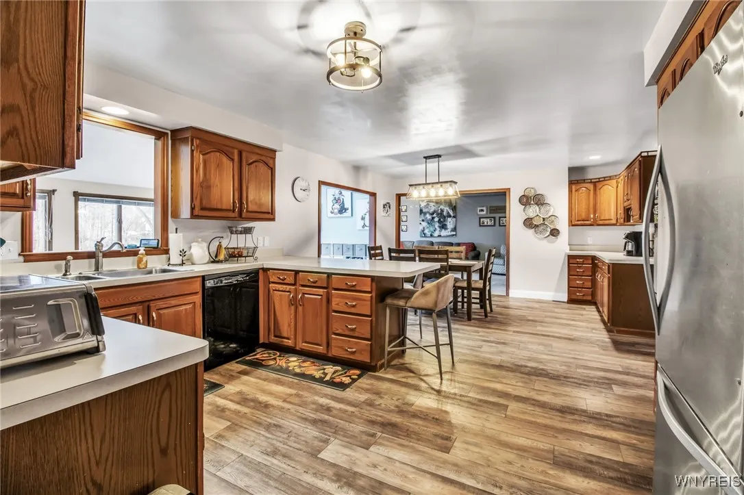 4675 Oakwood Lane, Clarence, New York 14031, Clarence, New York 14031, 4 Bedrooms Bedrooms, 11 Rooms Rooms,2 BathroomsBathrooms,Residential,Closed,4675 Oakwood Lane, Clarence, New York 14031,0,B1658000
