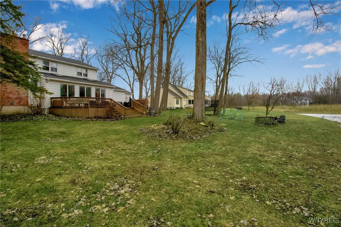 4675 Oakwood Lane, Clarence, New York 14031, Clarence, New York 14031, 4 Bedrooms Bedrooms, 11 Rooms Rooms,2 BathroomsBathrooms,Residential,Closed,4675 Oakwood Lane, Clarence, New York 14031,0,B1658000