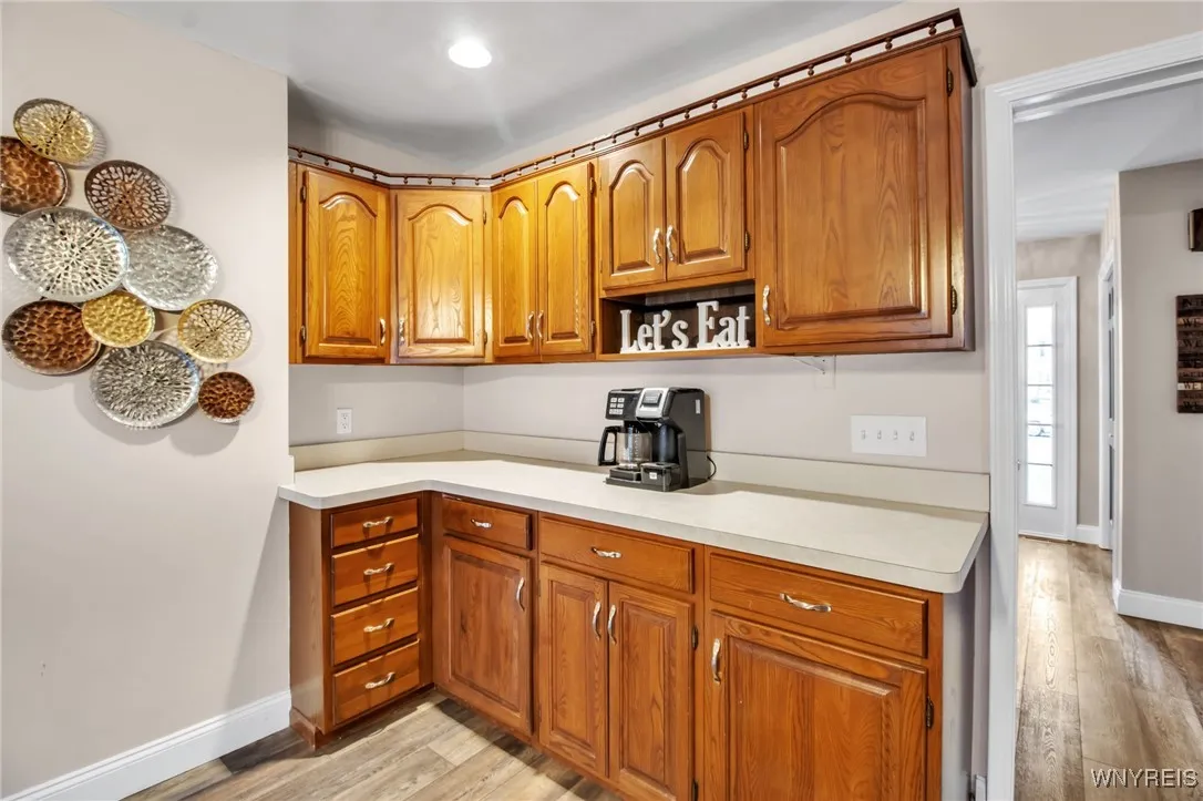 4675 Oakwood Lane, Clarence, New York 14031, Clarence, New York 14031, 4 Bedrooms Bedrooms, 11 Rooms Rooms,2 BathroomsBathrooms,Residential,Closed,4675 Oakwood Lane, Clarence, New York 14031,0,B1658000