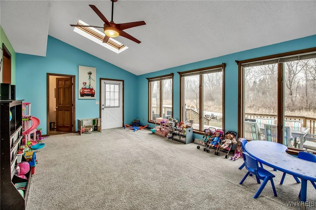 4675 Oakwood Lane, Clarence, New York 14031, Clarence, New York 14031, 4 Bedrooms Bedrooms, 11 Rooms Rooms,2 BathroomsBathrooms,Residential,Closed,4675 Oakwood Lane, Clarence, New York 14031,0,B1658000