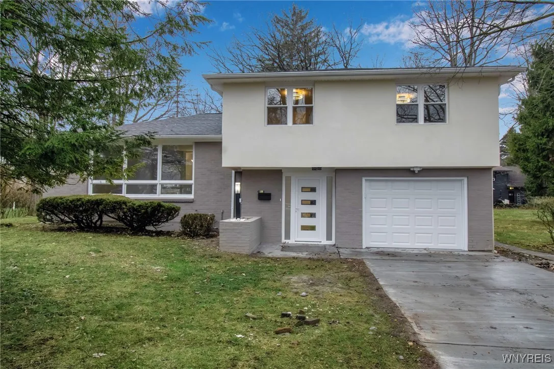 4300 Fairfield Drive, Clarence, New York 14221, Clarence, New York 14221, 3 Bedrooms Bedrooms, 8 Rooms Rooms,2 BathroomsBathrooms,Residential,For Sale,4300 Fairfield Drive, Clarence, New York 14221,0,B1658309