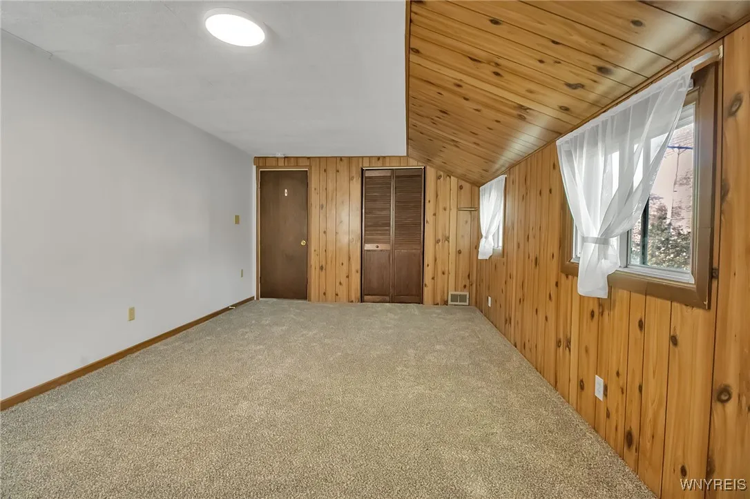 4160 Harlem Road, Amherst, New York 14226, Amherst, New York 14226, 3 Bedrooms Bedrooms, 9 Rooms Rooms,2 BathroomsBathrooms,Residential Lease,For Rent,4160 Harlem Road, Amherst, New York 14226,0,B1658601