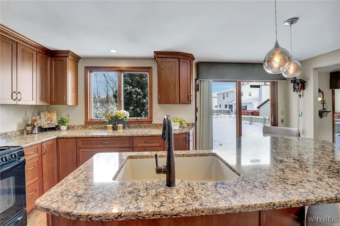 3540 Howard Road, Hamburg, New York 14075, Hamburg, New York 14075, 4 Bedrooms Bedrooms, 8 Rooms Rooms,1 BathroomBathrooms,Residential,Closed,3540 Howard Road, Hamburg, New York 14075,0,B1658685