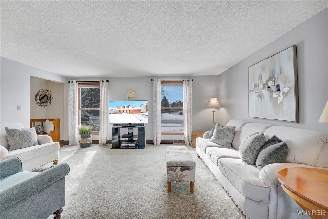 3540 Howard Road, Hamburg, New York 14075, Hamburg, New York 14075, 4 Bedrooms Bedrooms, 8 Rooms Rooms,1 BathroomBathrooms,Residential,Closed,3540 Howard Road, Hamburg, New York 14075,0,B1658685
