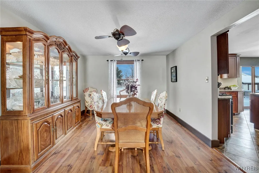 LAMINATE FLOORING FOR LOW MAINTENANCE - CASUAL OR FORMAL DINING!