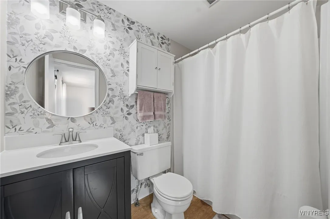 1651 Charlesgate Circle 1651, Amherst, New York 14, Amherst, New York 14051, 2 Bedrooms Bedrooms, 5 Rooms Rooms,2 BathroomsBathrooms,Residential,Closed,1651 Charlesgate Circle 1651, Amherst, New York 14,0,B1658313