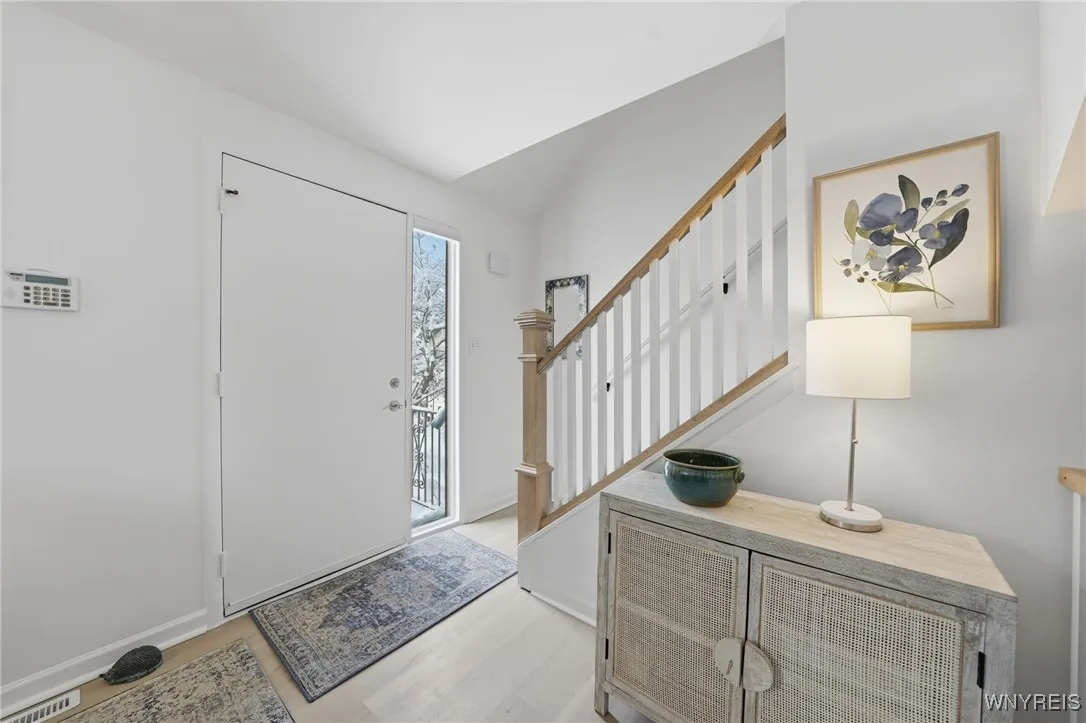 1651 Charlesgate Circle 1651, Amherst, New York 14, Amherst, New York 14051, 2 Bedrooms Bedrooms, 5 Rooms Rooms,2 BathroomsBathrooms,Residential,Closed,1651 Charlesgate Circle 1651, Amherst, New York 14,0,B1658313