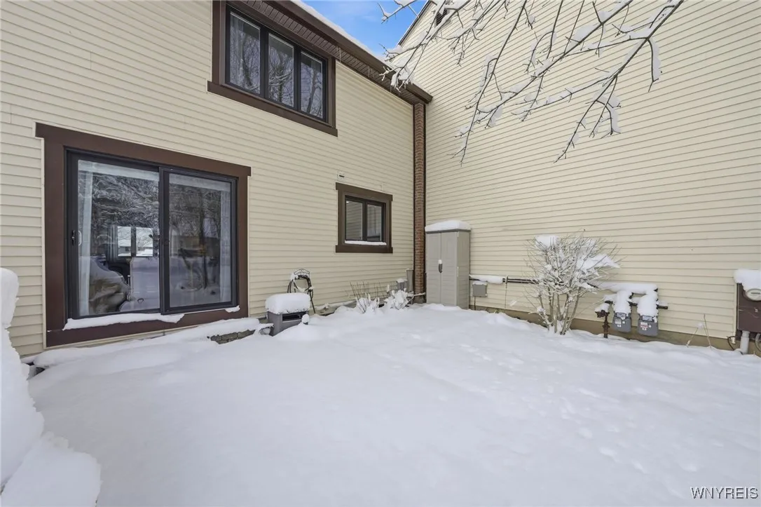 1651 Charlesgate Circle 1651, Amherst, New York 14, Amherst, New York 14051, 2 Bedrooms Bedrooms, 5 Rooms Rooms,2 BathroomsBathrooms,Residential,Closed,1651 Charlesgate Circle 1651, Amherst, New York 14,0,B1658313