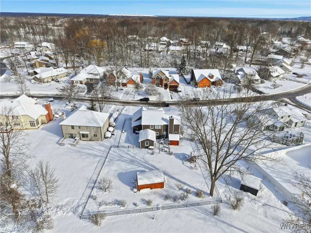 720 Raymond Drive, Lewiston, New York 14092, Lewiston, New York 14092, 4 Bedrooms Bedrooms, 8 Rooms Rooms,2 BathroomsBathrooms,Residential,Closed,720 Raymond Drive, Lewiston, New York 14092,0,B1658872