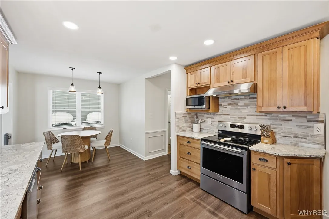 720 Raymond Drive, Lewiston, New York 14092, Lewiston, New York 14092, 4 Bedrooms Bedrooms, 8 Rooms Rooms,2 BathroomsBathrooms,Residential,Closed,720 Raymond Drive, Lewiston, New York 14092,0,B1658872