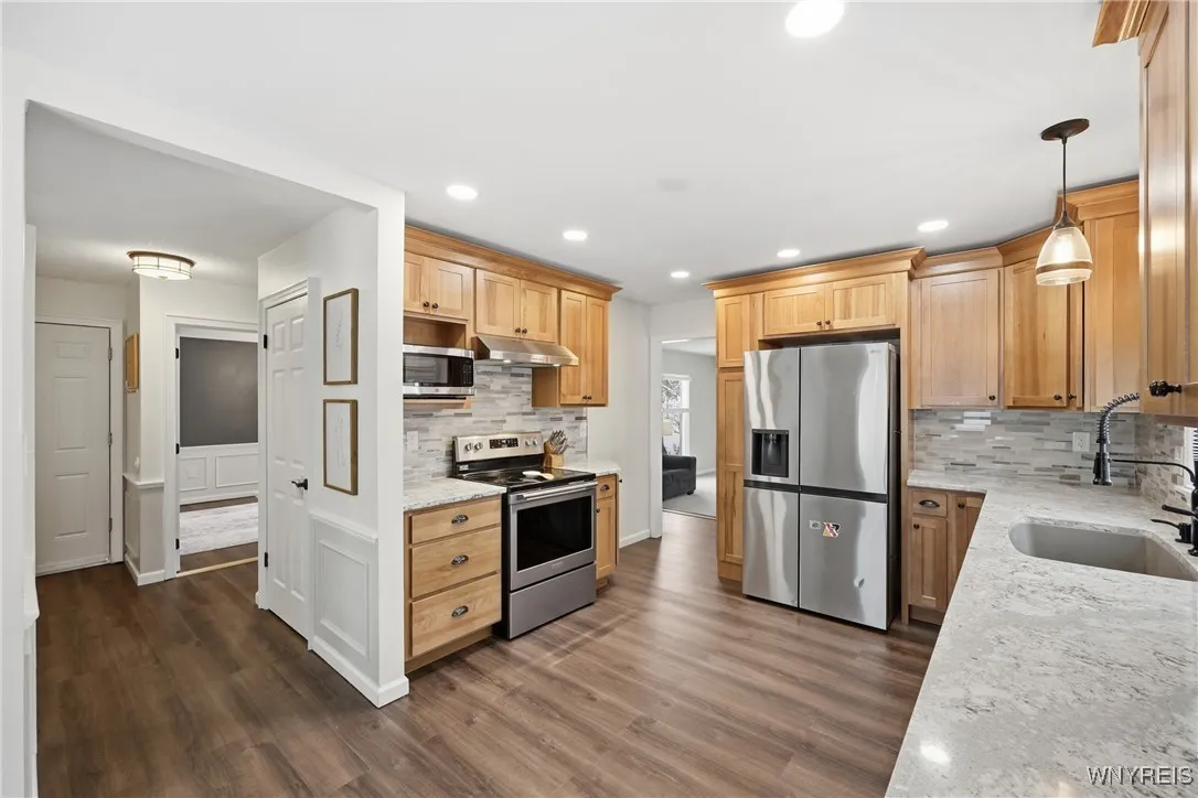 720 Raymond Drive, Lewiston, New York 14092, Lewiston, New York 14092, 4 Bedrooms Bedrooms, 8 Rooms Rooms,2 BathroomsBathrooms,Residential,Closed,720 Raymond Drive, Lewiston, New York 14092,0,B1658872