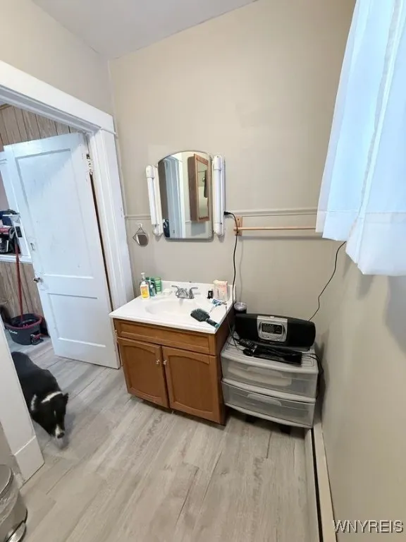 10516 Railroad Avenue, North Collins, New York 141, North Collins, New York 14111, 5 Bedroom Bedrooms, ,2 BathroomBathrooms,Residential,For Sale,10516 Railroad Avenue, North Collins, New York 141,0,B1657412