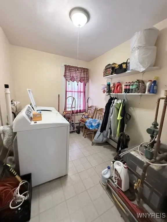 10516 Railroad Avenue, North Collins, New York 141, North Collins, New York 14111, 5 Bedroom Bedrooms, ,2 BathroomBathrooms,Residential,For Sale,10516 Railroad Avenue, North Collins, New York 141,0,B1657412