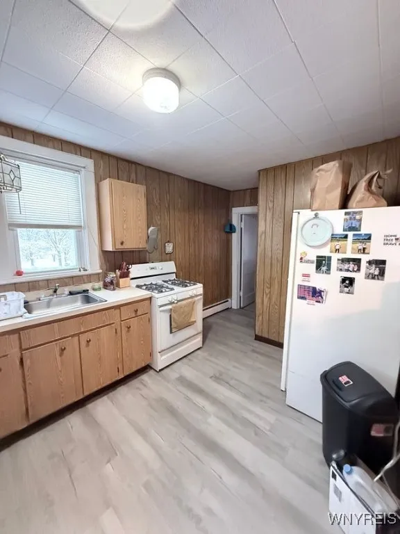 10516 Railroad Avenue, North Collins, New York 141, North Collins, New York 14111, 5 Bedroom Bedrooms, ,2 BathroomBathrooms,Residential,For Sale,10516 Railroad Avenue, North Collins, New York 141,0,B1657412