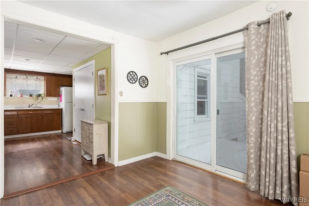 28 North Davis Street, Orchard Park, New York 1412, Orchard Park, New York 14127, 4 Bedrooms Bedrooms, 13 Rooms Rooms,2 BathroomsBathrooms,Residential,Closed,28 North Davis Street, Orchard Park, New York 1412,0,B1658882