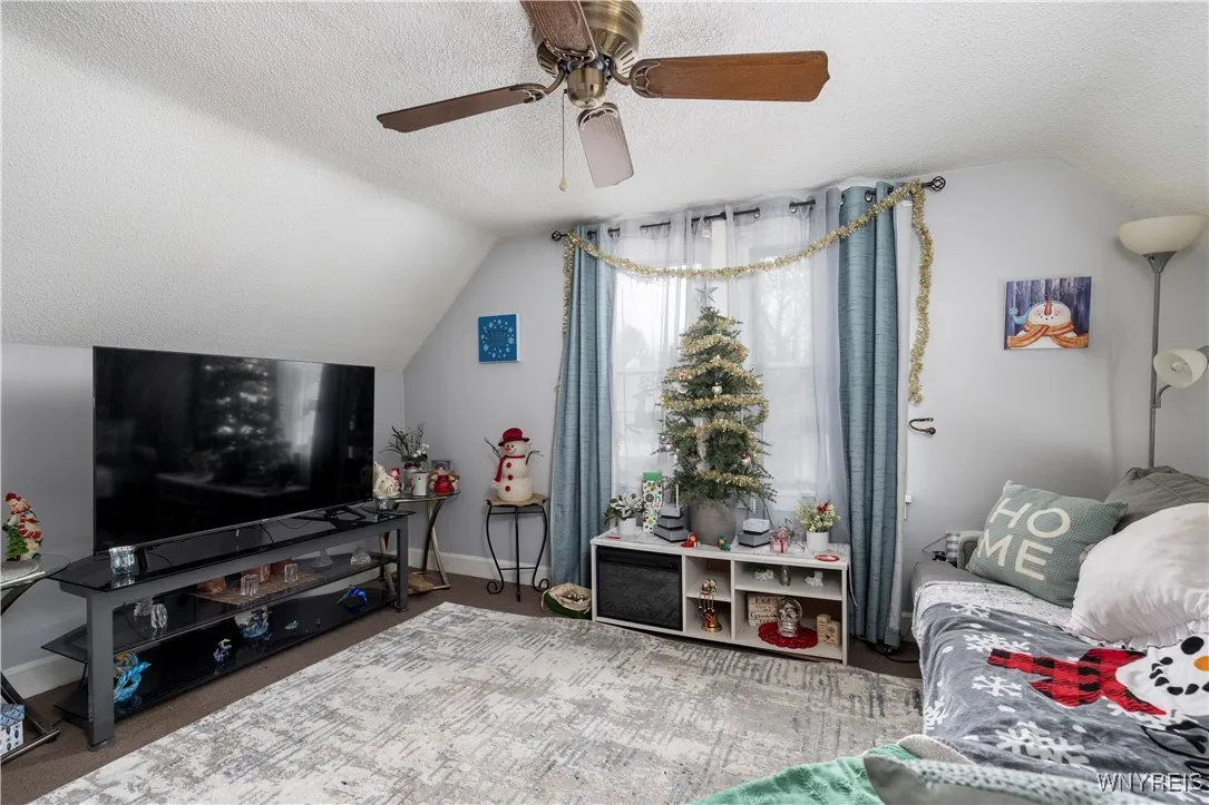 28 North Davis Street, Orchard Park, New York 1412, Orchard Park, New York 14127, 4 Bedrooms Bedrooms, 13 Rooms Rooms,2 BathroomsBathrooms,Residential,Closed,28 North Davis Street, Orchard Park, New York 1412,0,B1658882