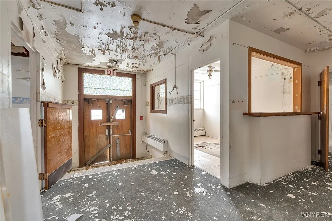 1833 Clinton Street, Buffalo, New York 14206, Buffalo, New York 14206, ,Commercial Sale,Closed,1833 Clinton Street, Buffalo, New York 14206,0,B1658902