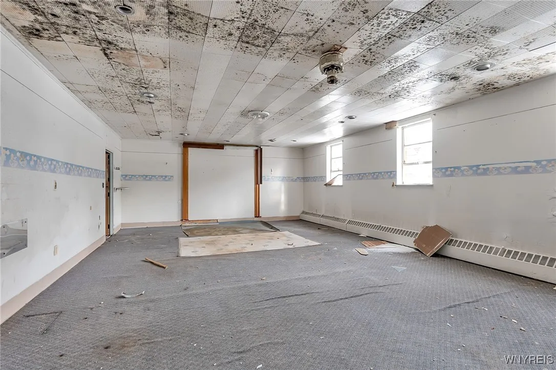 1833 Clinton Street, Buffalo, New York 14206, Buffalo, New York 14206, ,Commercial Sale,Closed,1833 Clinton Street, Buffalo, New York 14206,0,B1658902