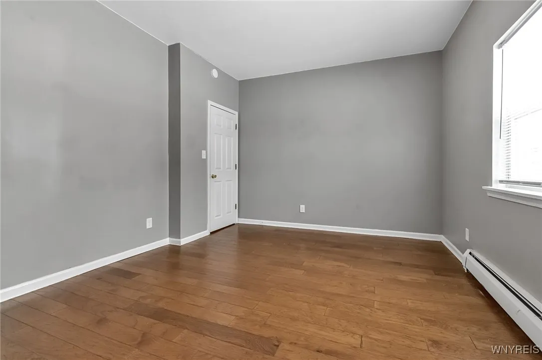 Lower Unit: Bedroom 2