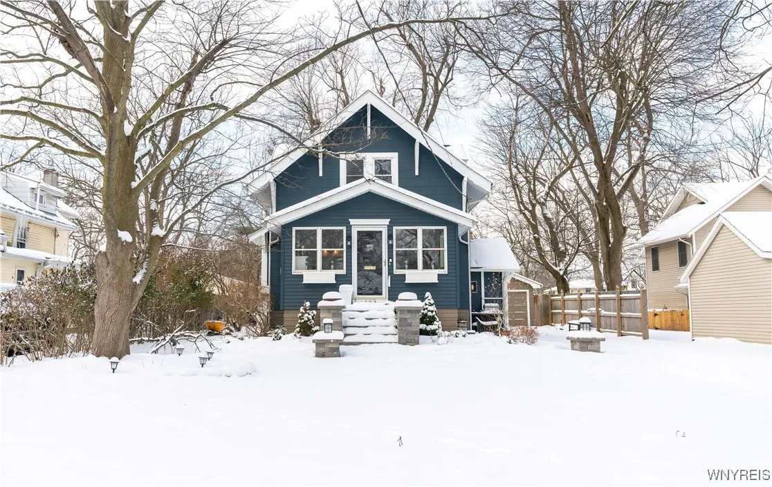 103 Linwood Avenue, Amherst, New York 14221, Amherst, New York 14221, 2 Bedrooms Bedrooms, 6 Rooms Rooms,1 BathroomBathrooms,Residential,Closed,103 Linwood Avenue, Amherst, New York 14221,0,B1659070