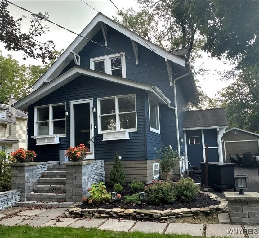 103 Linwood Avenue, Amherst, New York 14221, Amherst, New York 14221, 2 Bedrooms Bedrooms, 6 Rooms Rooms,1 BathroomBathrooms,Residential,Closed,103 Linwood Avenue, Amherst, New York 14221,0,B1659070