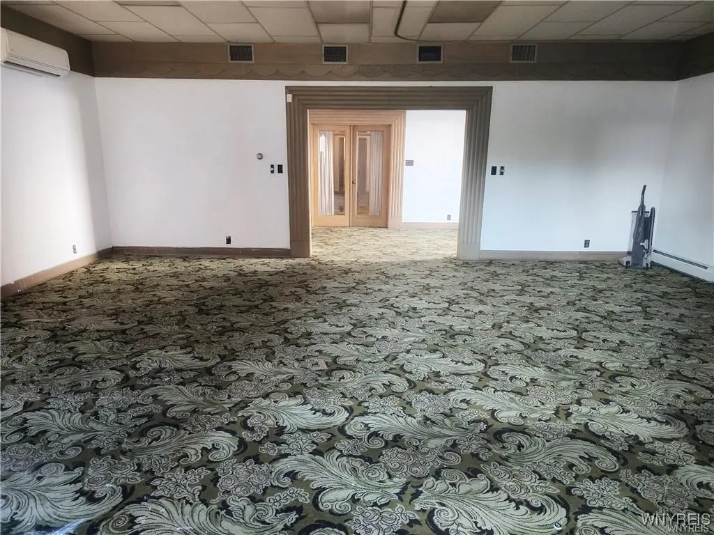 1456 Broadway Street, Buffalo, New York 14212, Buffalo, New York 14212, ,Commercial Lease,For Rent,1456 Broadway Street, Buffalo, New York 14212,0,B1659213