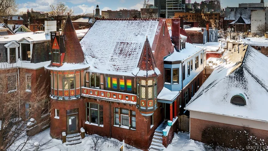 467 Virginia Street, Buffalo, New York 14202, Buffalo, New York 14202, 6 Bedrooms Bedrooms, ,2 BathroomsBathrooms,Residential,For Sale,467 Virginia Street, Buffalo, New York 14202,0,B1659238