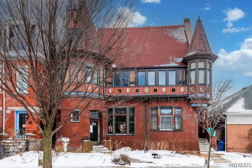 467 Virginia Street, Buffalo, New York 14202, Buffalo, New York 14202, 6 Bedrooms Bedrooms, ,2 BathroomsBathrooms,Residential,For Sale,467 Virginia Street, Buffalo, New York 14202,0,B1659238