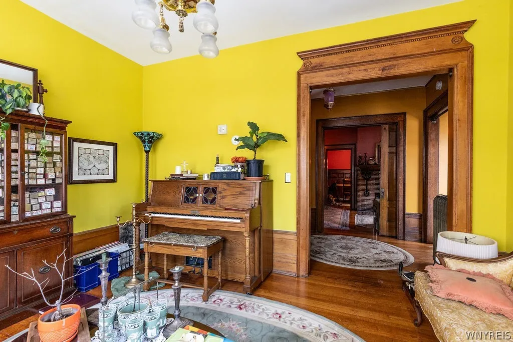 467 Virginia Street, Buffalo, New York 14202, Buffalo, New York 14202, 6 Bedrooms Bedrooms, ,2 BathroomsBathrooms,Residential,For Sale,467 Virginia Street, Buffalo, New York 14202,0,B1659238
