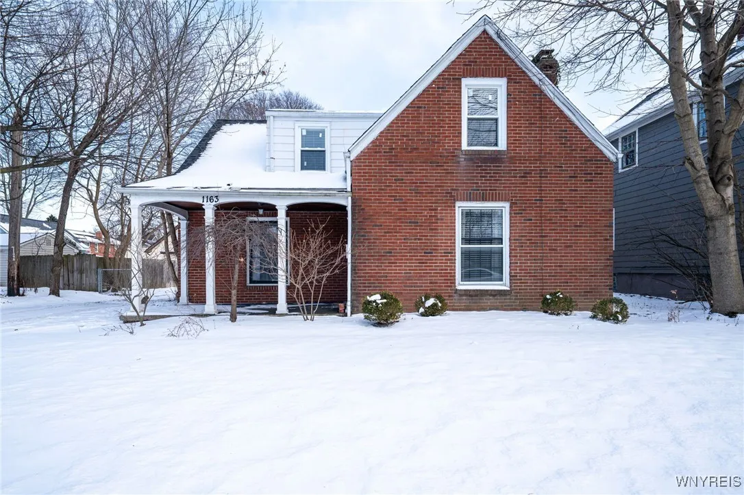1163 Eggert Road, Amherst, New York 14226, Amherst, New York 14226, 3 Bedrooms Bedrooms, 10 Rooms Rooms,2 BathroomsBathrooms,Residential,Closed,1163 Eggert Road, Amherst, New York 14226,0,B1659304