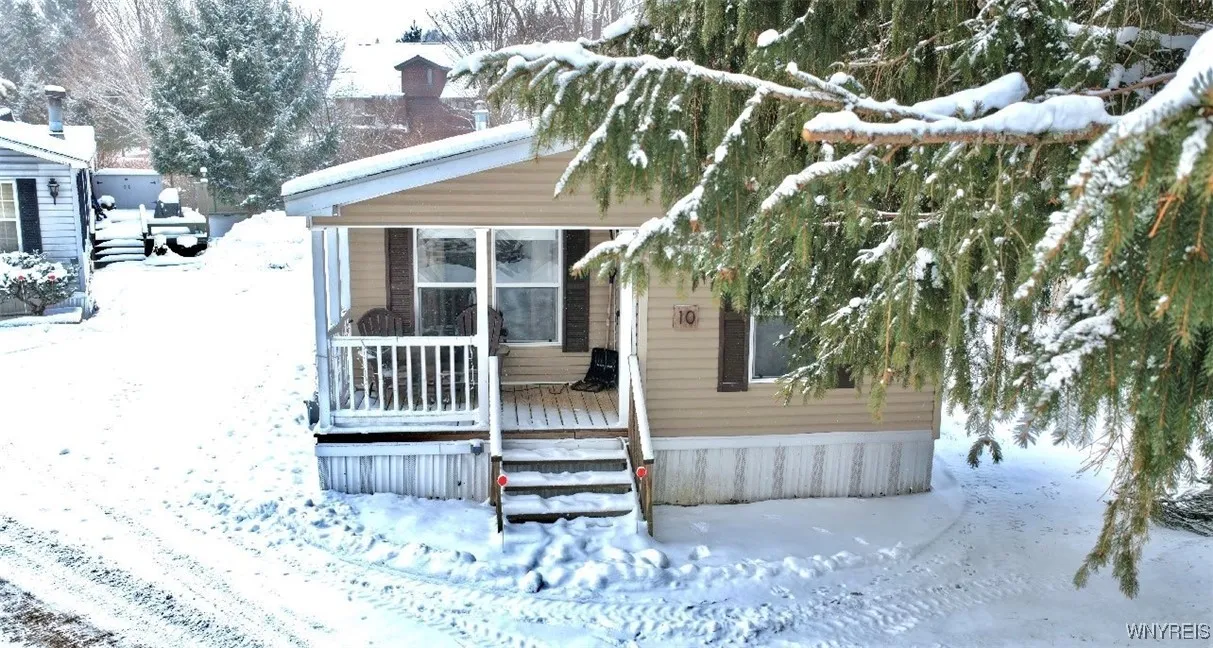 10 Sun Up Holiday Park, Ellicottville, New York 14, Ellicottville, New York 14731, 3 Bedrooms Bedrooms, 7 Rooms Rooms,2 BathroomsBathrooms,Residential,Closed,10 Sun Up Holiday Park, Ellicottville, New York 14,0,B1659311