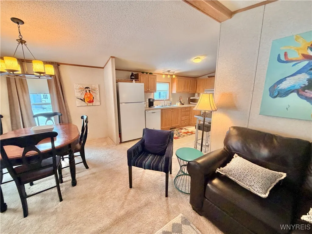 10 Sun Up Holiday Park, Ellicottville, New York 14, Ellicottville, New York 14731, 3 Bedrooms Bedrooms, 7 Rooms Rooms,2 BathroomsBathrooms,Residential,Closed,10 Sun Up Holiday Park, Ellicottville, New York 14,0,B1659311