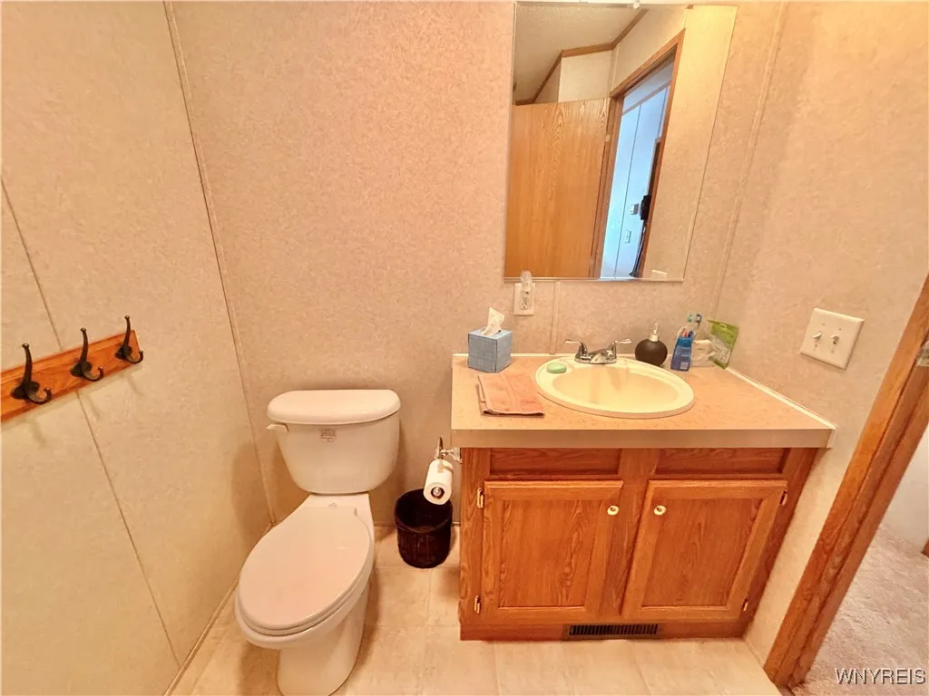 10 Sun Up Holiday Park, Ellicottville, New York 14, Ellicottville, New York 14731, 3 Bedrooms Bedrooms, 7 Rooms Rooms,2 BathroomsBathrooms,Residential,Closed,10 Sun Up Holiday Park, Ellicottville, New York 14,0,B1659311