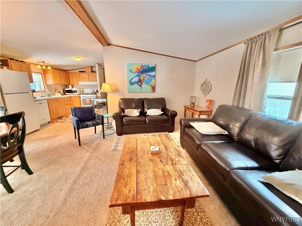 10 Sun Up Holiday Park, Ellicottville, New York 14, Ellicottville, New York 14731, 3 Bedrooms Bedrooms, 7 Rooms Rooms,2 BathroomsBathrooms,Residential,Closed,10 Sun Up Holiday Park, Ellicottville, New York 14,0,B1659311