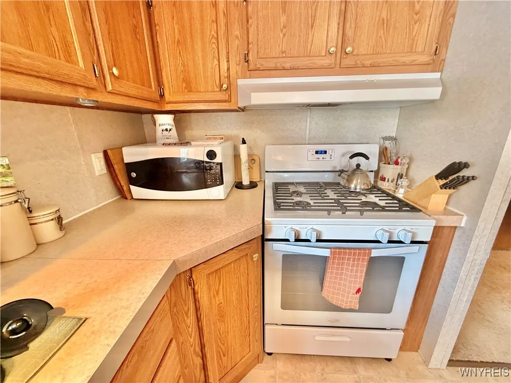 10 Sun Up Holiday Park, Ellicottville, New York 14, Ellicottville, New York 14731, 3 Bedrooms Bedrooms, 7 Rooms Rooms,2 BathroomsBathrooms,Residential,Closed,10 Sun Up Holiday Park, Ellicottville, New York 14,0,B1659311