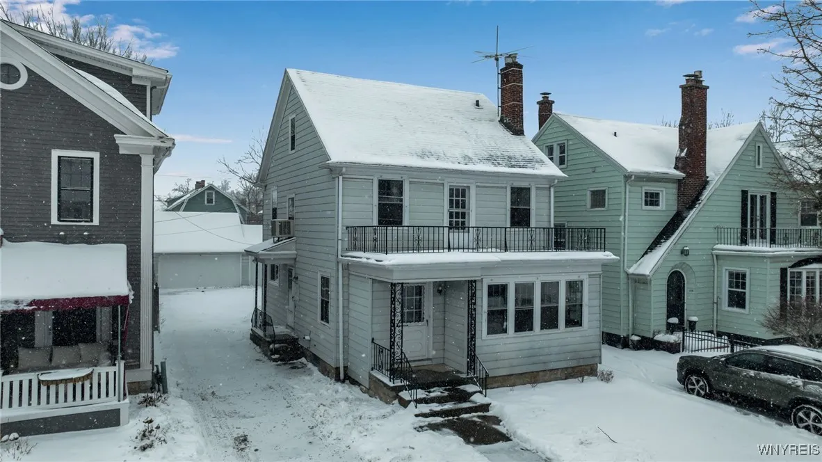 106 Winston Road, Buffalo, New York 14216, Buffalo, New York 14216, 4 Bedrooms Bedrooms, 13 Rooms Rooms,1 BathroomBathrooms,Residential,Closed,106 Winston Road, Buffalo, New York 14216,0,B1659409