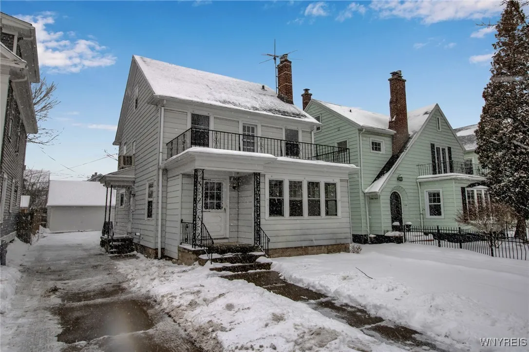 106 Winston Road, Buffalo, New York 14216, Buffalo, New York 14216, 4 Bedrooms Bedrooms, 13 Rooms Rooms,1 BathroomBathrooms,Residential,Closed,106 Winston Road, Buffalo, New York 14216,0,B1659409