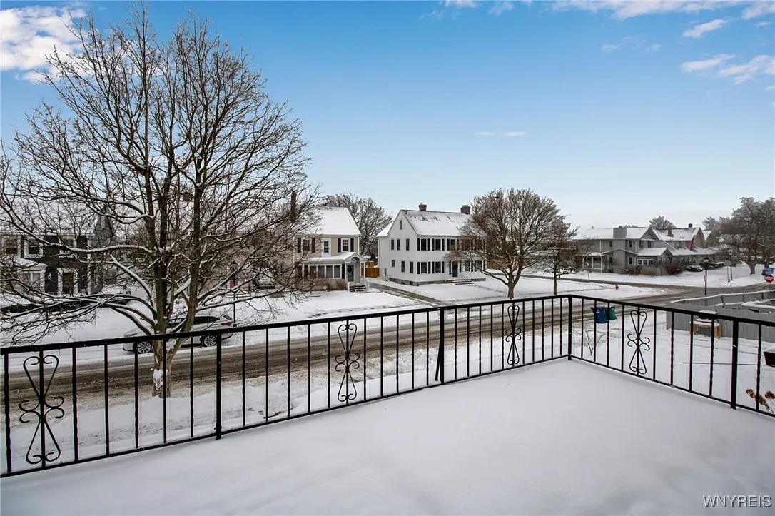 106 Winston Road, Buffalo, New York 14216, Buffalo, New York 14216, 4 Bedrooms Bedrooms, 13 Rooms Rooms,1 BathroomBathrooms,Residential,Closed,106 Winston Road, Buffalo, New York 14216,0,B1659409