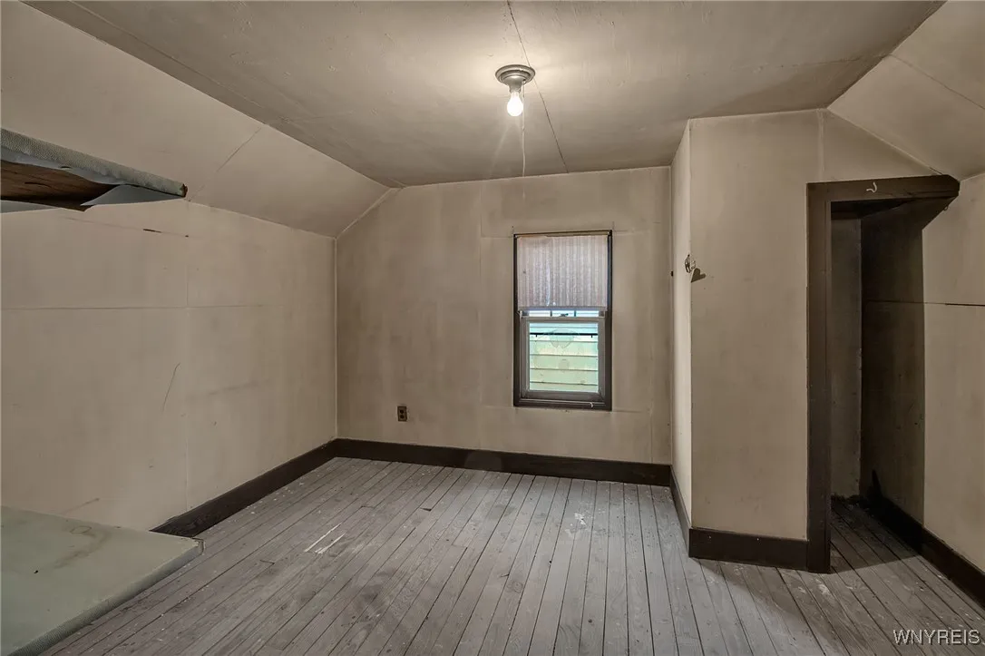106 Winston Road, Buffalo, New York 14216, Buffalo, New York 14216, 4 Bedrooms Bedrooms, 13 Rooms Rooms,1 BathroomBathrooms,Residential,Closed,106 Winston Road, Buffalo, New York 14216,0,B1659409