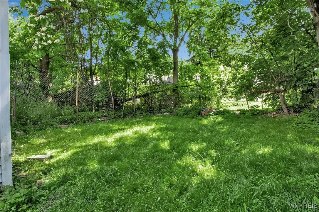 37 Pershing Avenue, Buffalo, New York 14211, Buffalo, New York 14211, 5 Bedrooms Bedrooms, ,3 BathroomsBathrooms,Residential,Closed,37 Pershing Avenue, Buffalo, New York 14211,0,B1659475