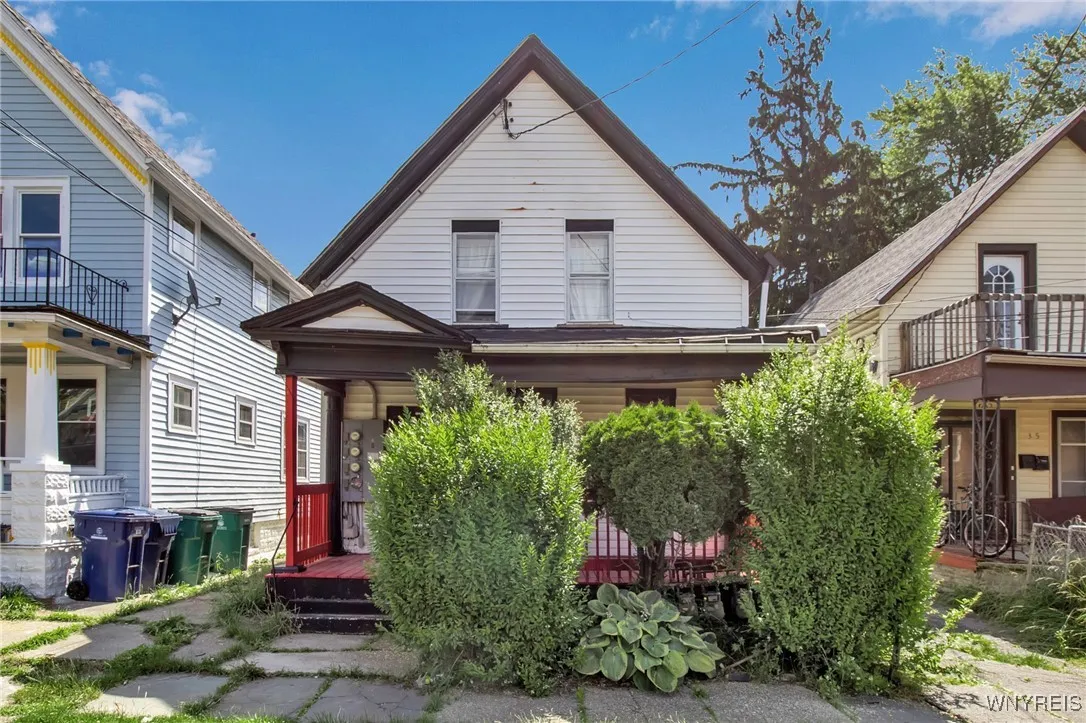 37 Pershing Avenue, Buffalo, New York 14211, Buffalo, New York 14211, 5 Bedrooms Bedrooms, ,3 BathroomsBathrooms,Residential,Closed,37 Pershing Avenue, Buffalo, New York 14211,0,B1659475