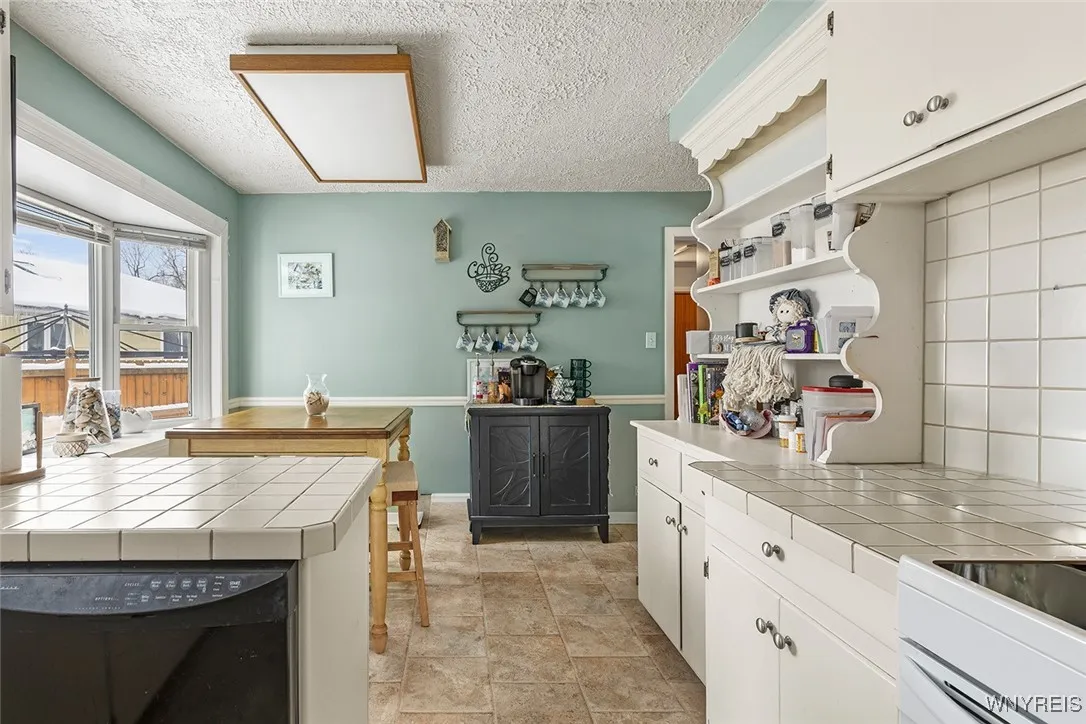 1600 Red Jacket Road, Grand Island, New York 14072, Grand Island, New York 14072, 3 Bedrooms Bedrooms, 5 Rooms Rooms,1 BathroomBathrooms,Residential,Closed,1600 Red Jacket Road, Grand Island, New York 14072,0,B1658626