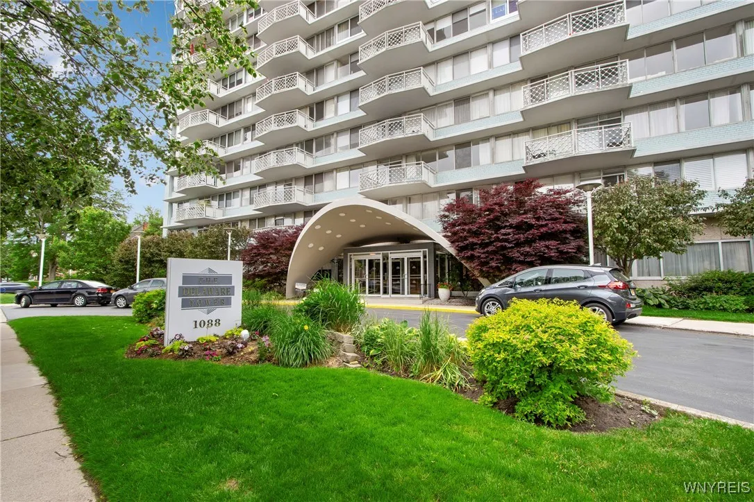 1088 Delaware Avenue 3b, Buffalo, New York 14209, Buffalo, New York 14209, 1 Bedroom Bedrooms, 4 Rooms Rooms,1 BathroomBathrooms,Residential,Closed,1088 Delaware Avenue 3b, Buffalo, New York 14209,0,B1659669