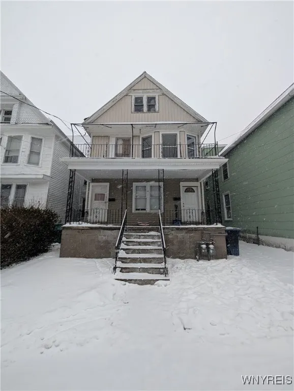 67 Barton Street, Buffalo, New York 14213, Buffalo, New York 14213, 6 Bedrooms Bedrooms, ,2 BathroomsBathrooms,Residential,For Sale,67 Barton Street, Buffalo, New York 14213,0,B1659688