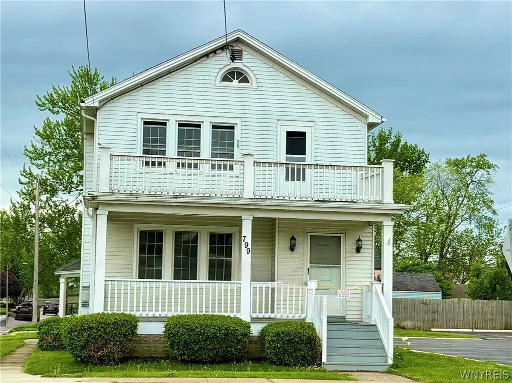 799 Center Road, West Seneca, New York 14224, West Seneca, New York 14224, 6 Bedrooms Bedrooms, ,2 BathroomsBathrooms,Residential,For Sale,799 Center Road, West Seneca, New York 14224,0,B1657472