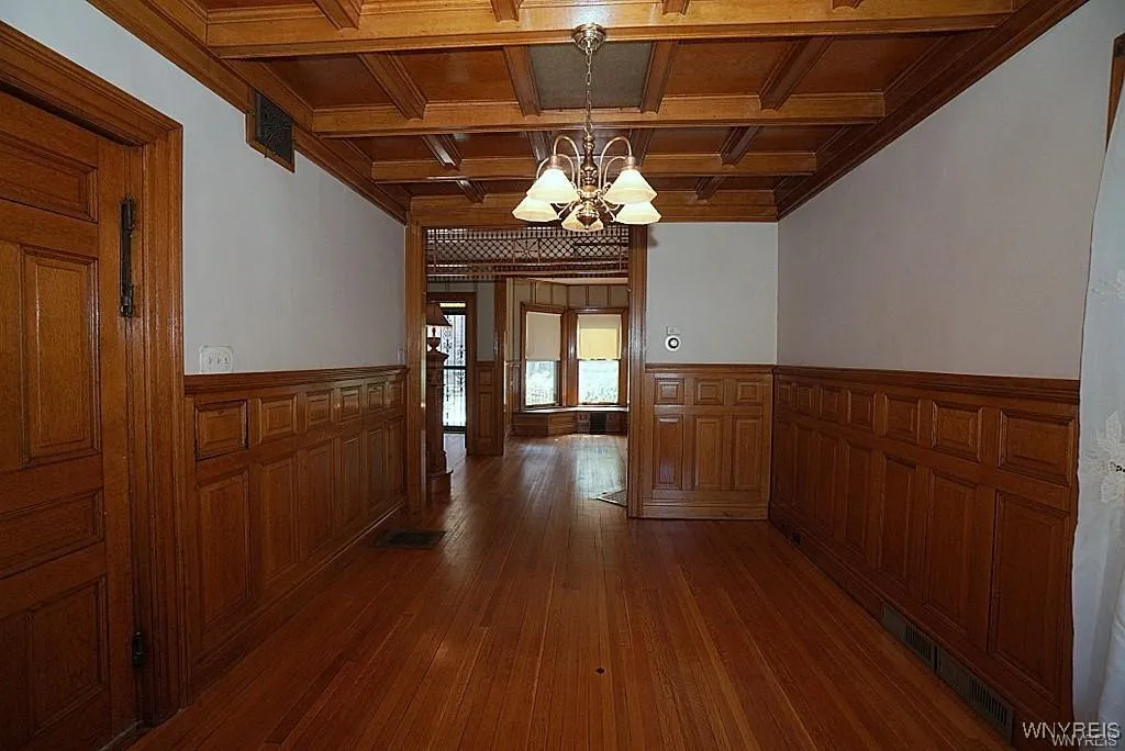 655 Prospect Avenue, Buffalo, New York 14213, Buffalo, New York 14213, 4 Bedrooms Bedrooms, 12 Rooms Rooms,2 BathroomsBathrooms,Residential,Closed,655 Prospect Avenue, Buffalo, New York 14213,0,B1659694