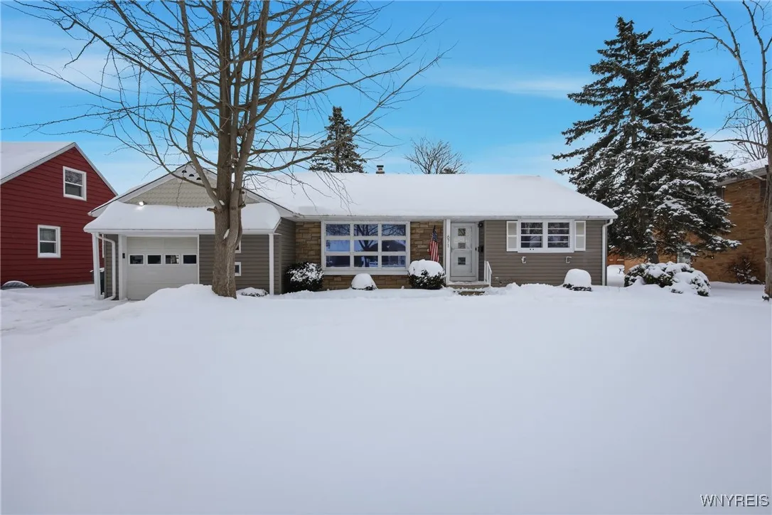671 Treichler Street, North Tonawanda, New York 14, North Tonawanda, New York 14120, 3 Bedrooms Bedrooms, 6 Rooms Rooms,1 BathroomBathrooms,Residential,Closed,671 Treichler Street, North Tonawanda, New York 14,0,B1659764